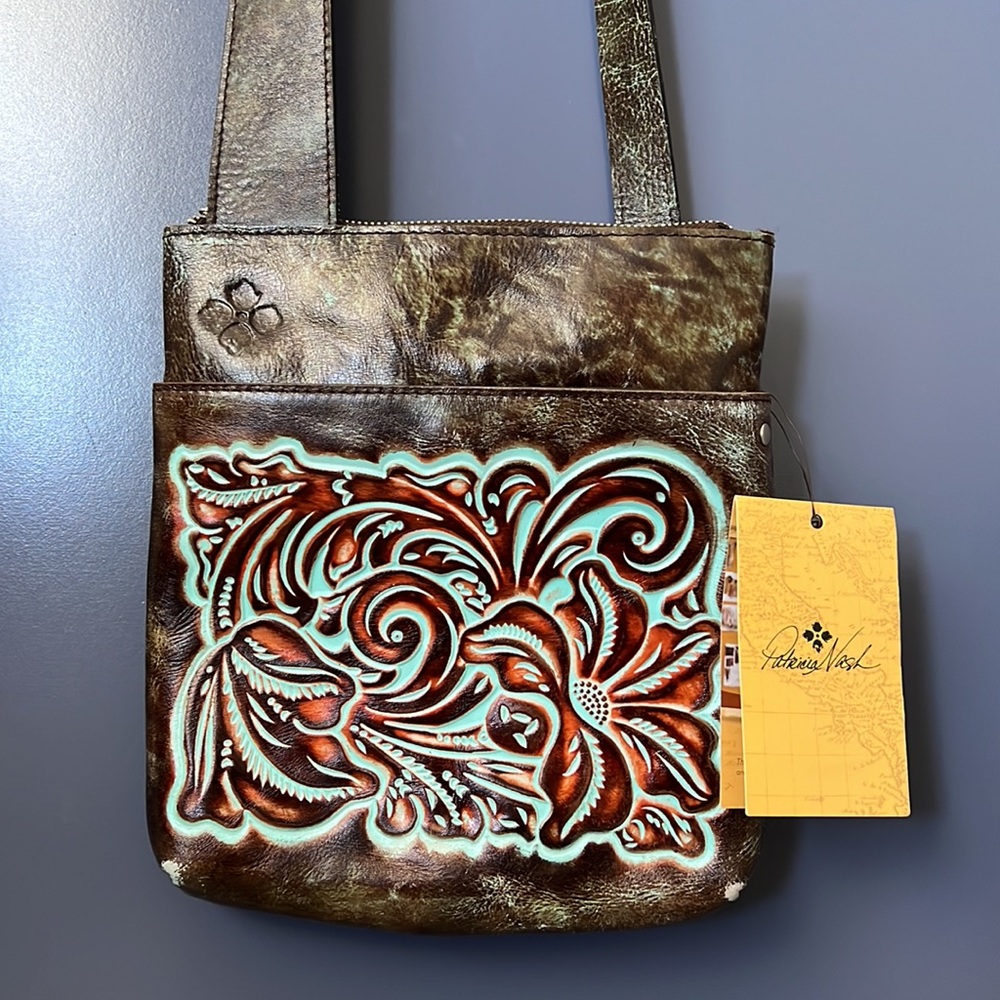 NWT Patricia Nash Stipes Sling Crossbody Tooled Turqouise Leather Bag
